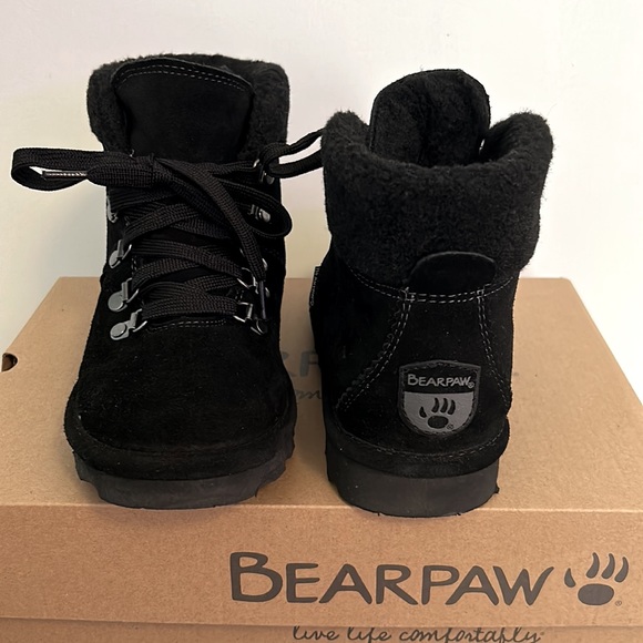 bearpaw black suede boots